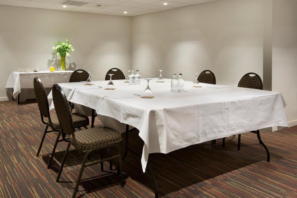 Park Hotel Montreal Mechelen Luaran gambar